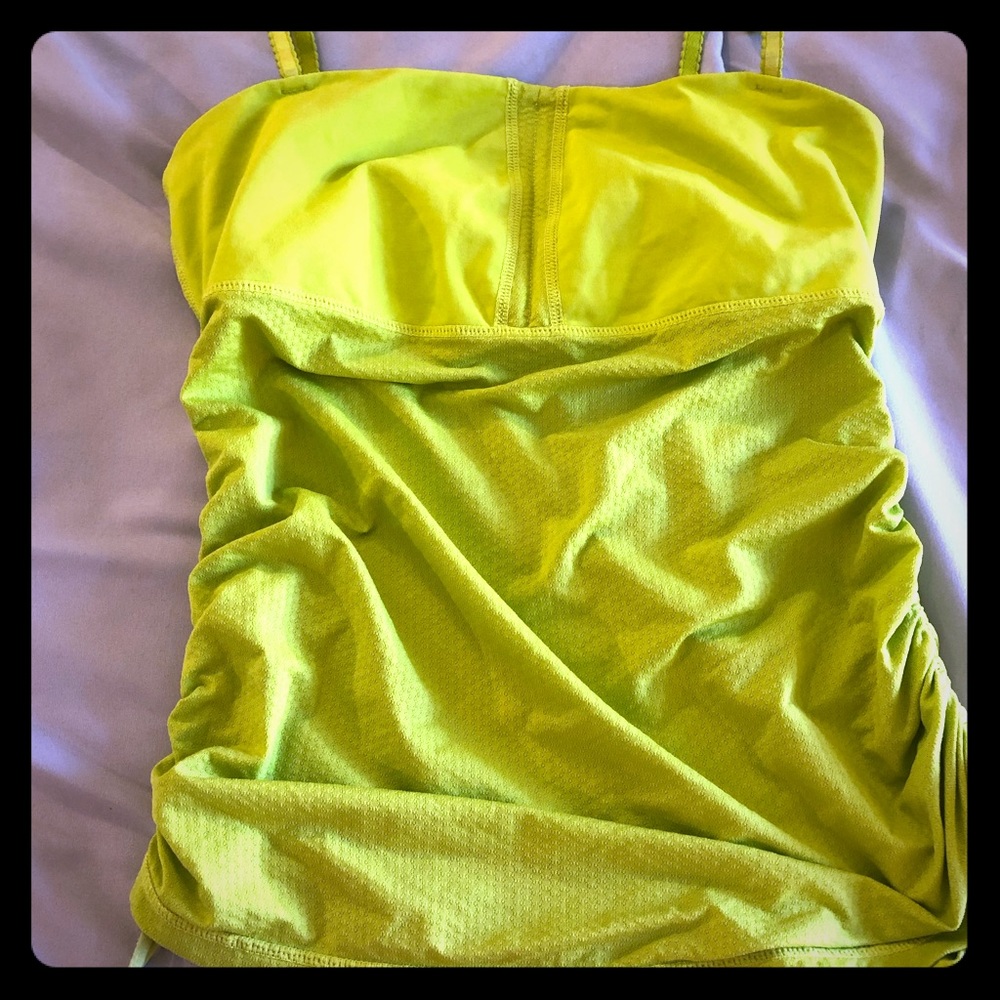 Lululemon Size 4 tank top
